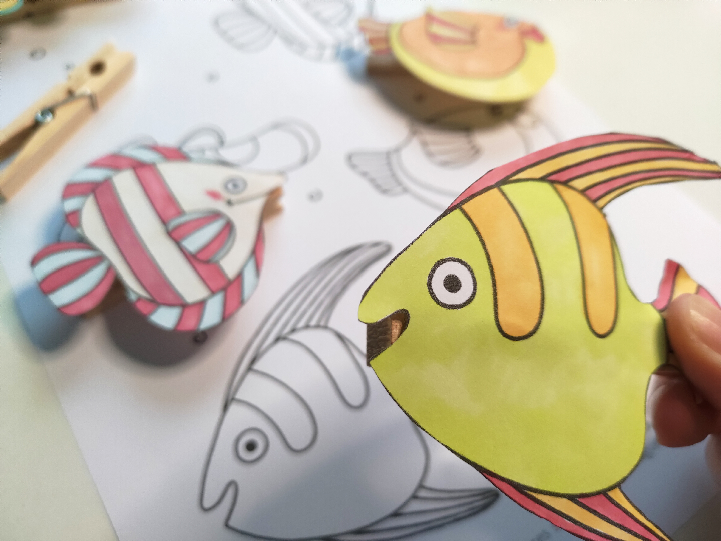 coloriage poisson d'avril Tiphaine Boilet illustratrice jeunesse Nantes Angers